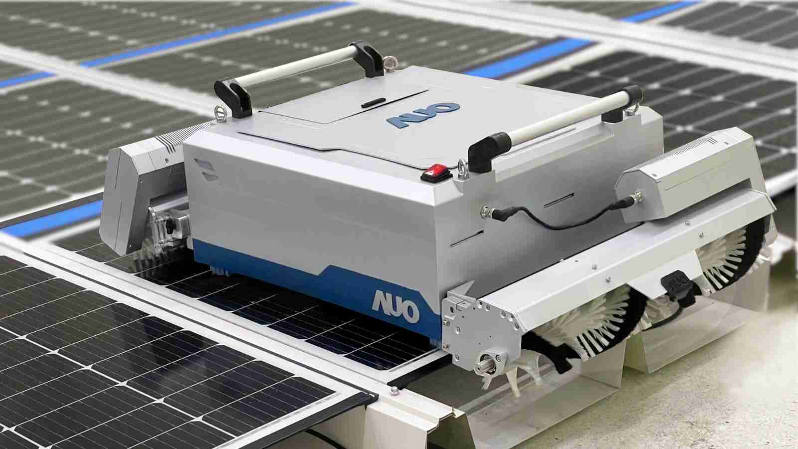 云顶国际8588yd致力EPC场域技术升级，，导入清洁机器人搭配传感器与AI数据分析，，，，大幅减少维运成本